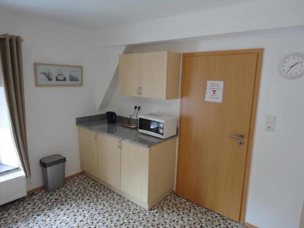 Haus Wangen Studio Burg Reuland Chambre photo